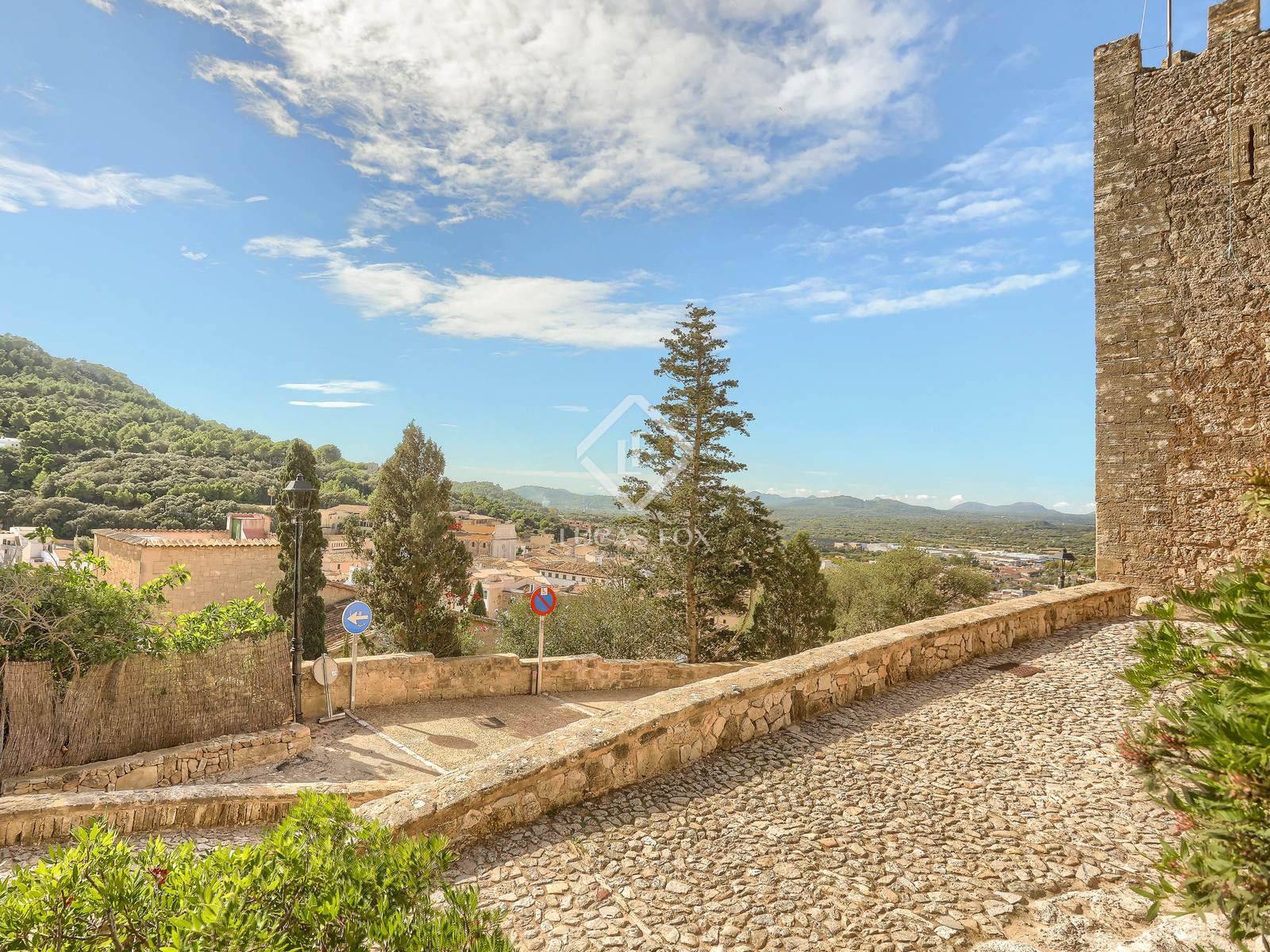  Building in Col.legi