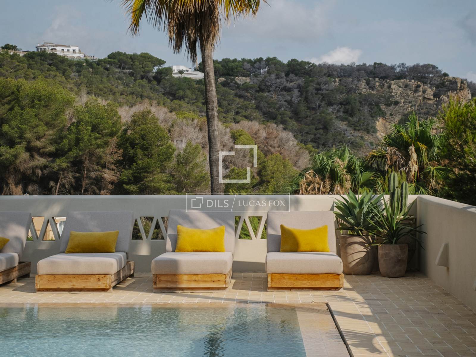 House / Villa for sale