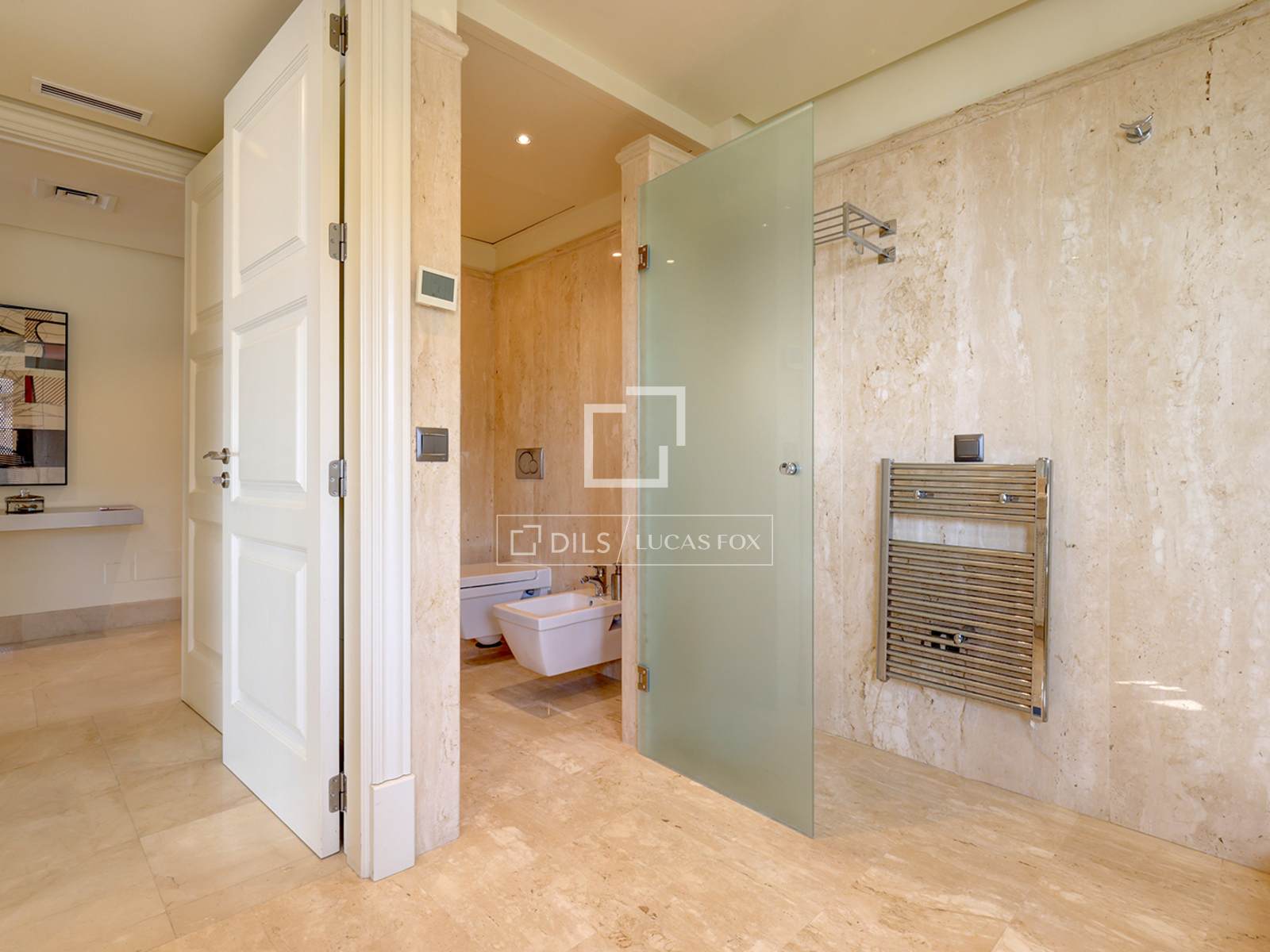 2 Bedrooms Apartment in Av. del Carmen