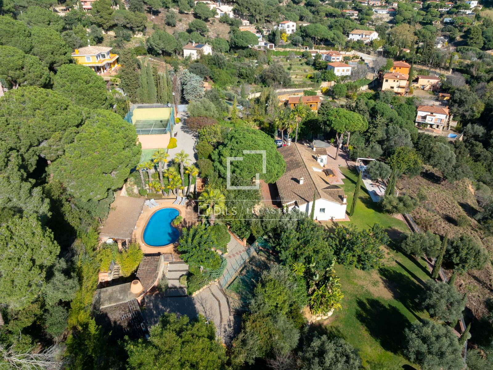 House / Villa for sale