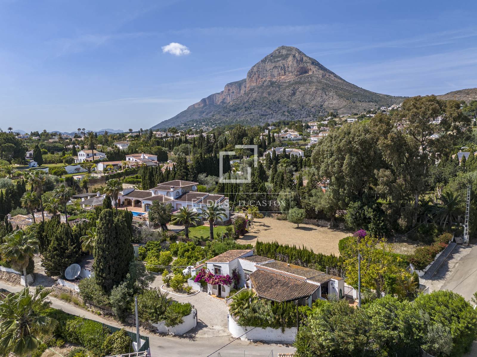 House / Villa for sale