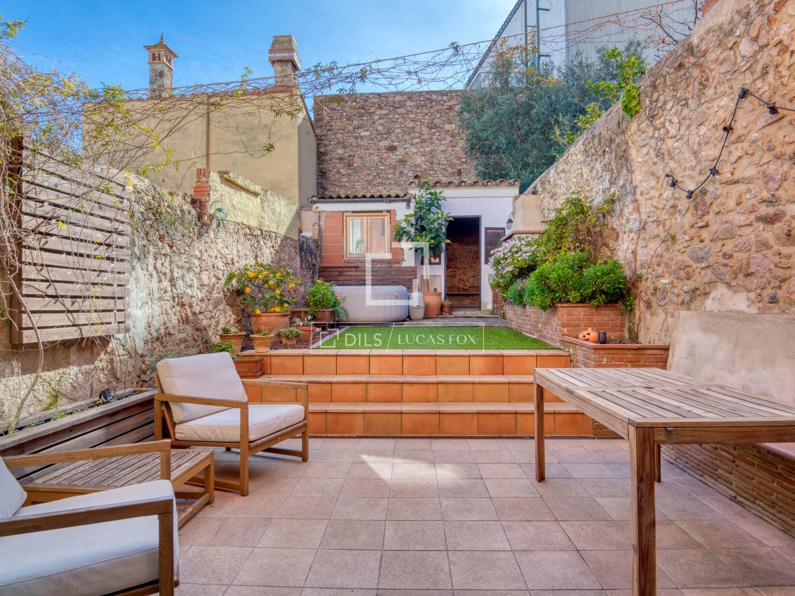 House / Villa for sale