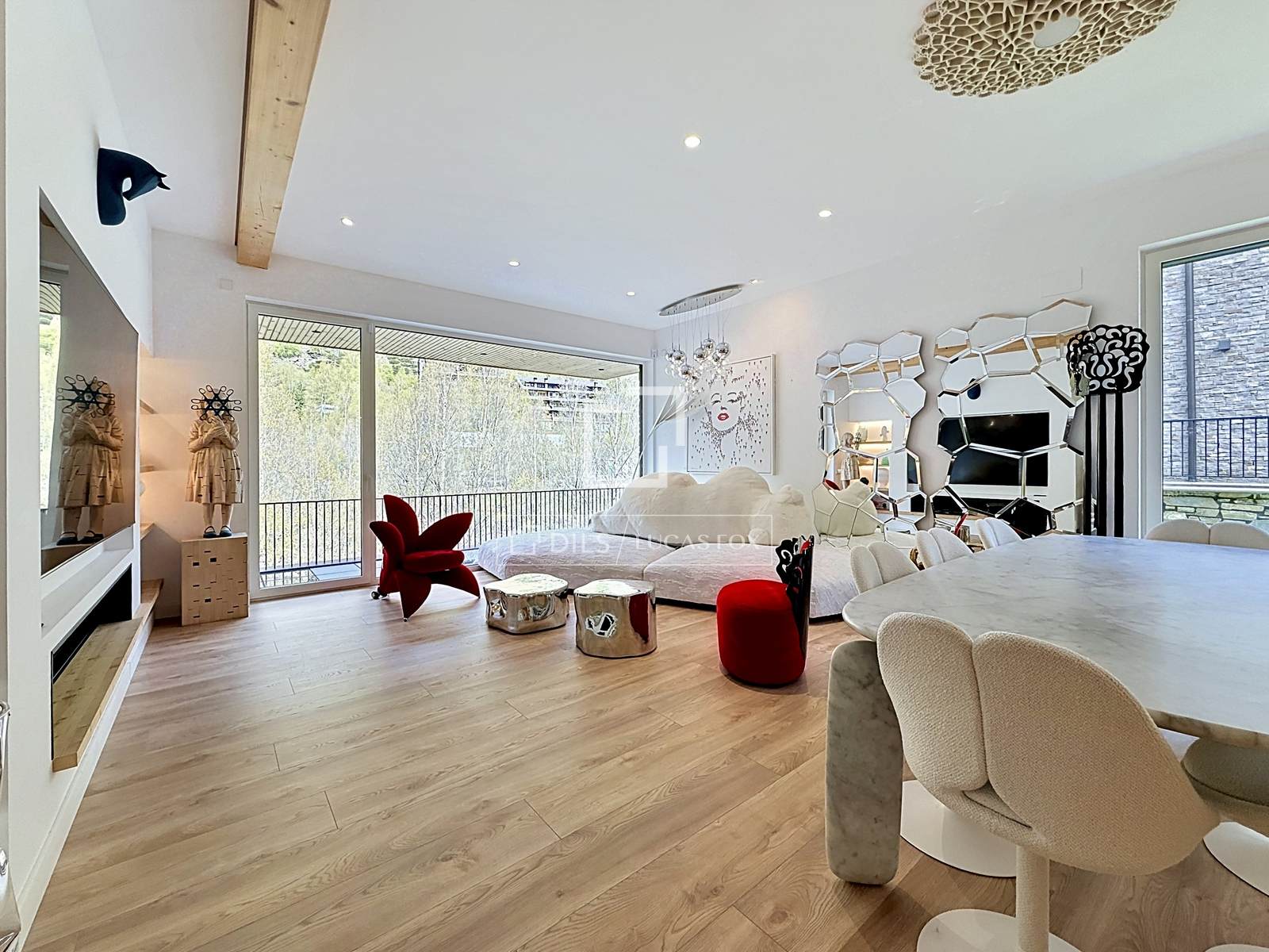 House / Villa for sale