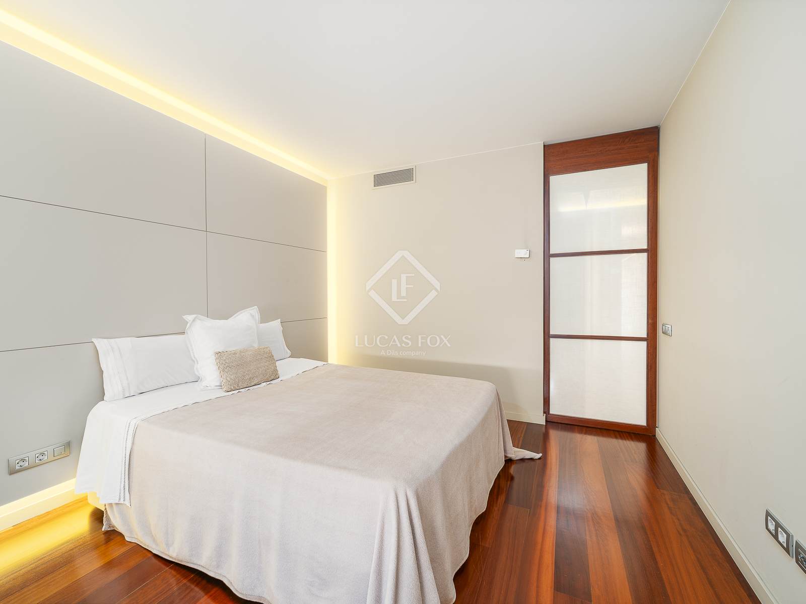 3 Bedrooms Apartment in passeig de gracia