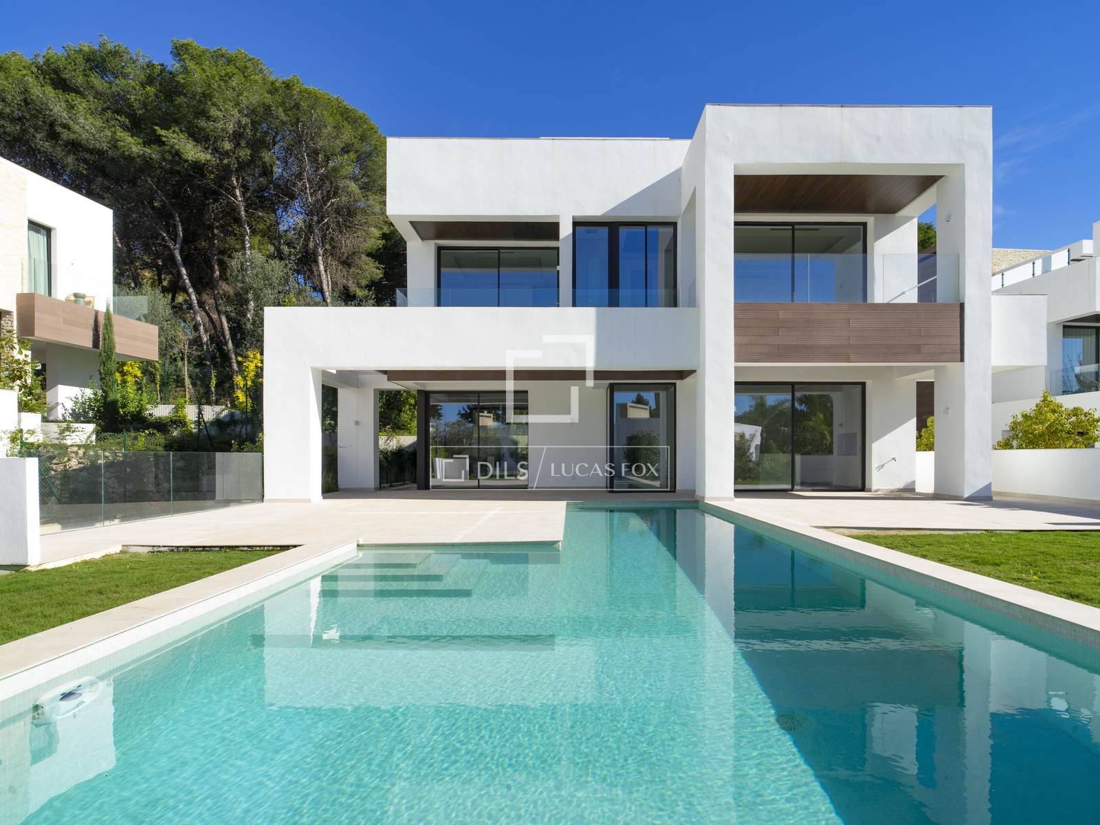 House / Villa for sale