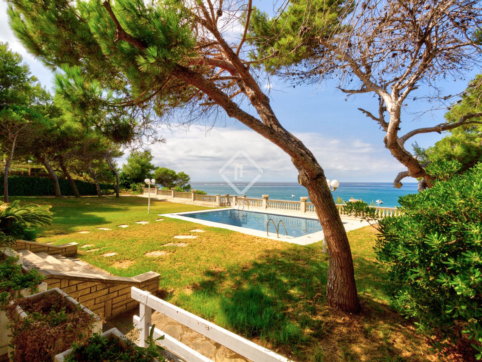 287m² House / Villa for sale in Tarragona City, Tarragona