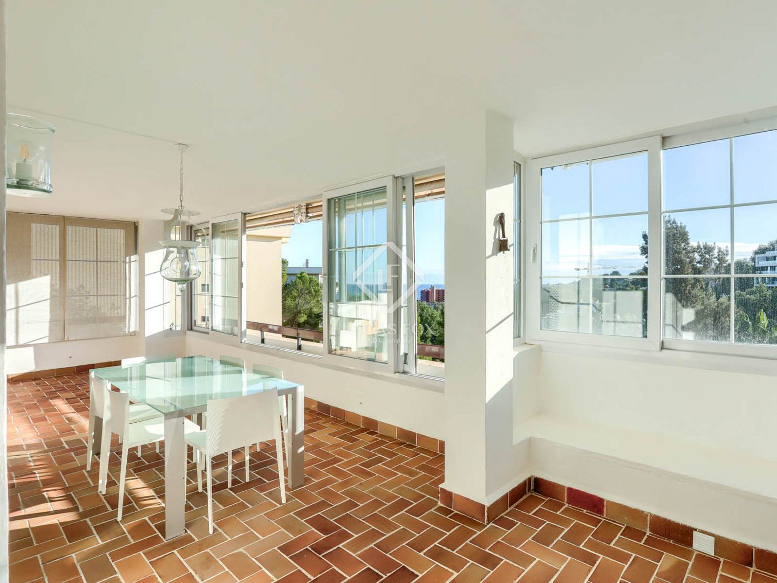 3 Bedrooms Apartment in carrer des barranc