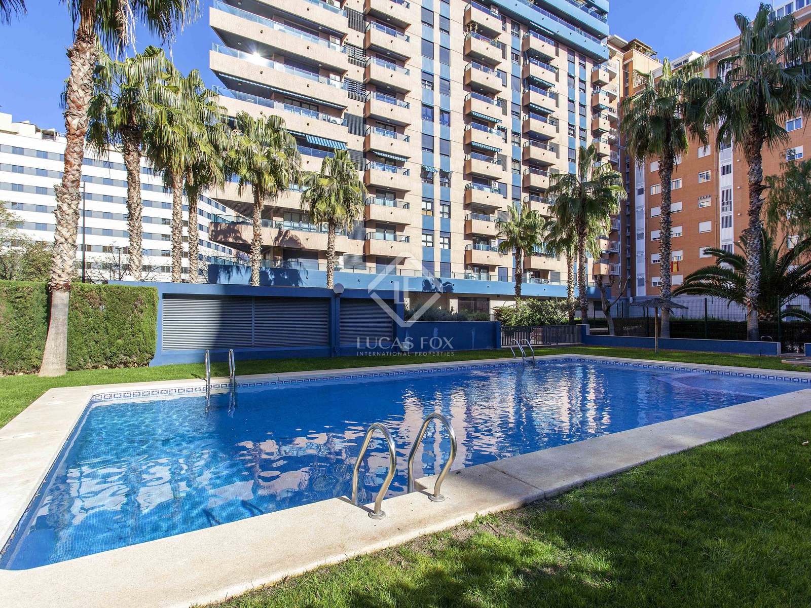 3 bedroom apartment valencia