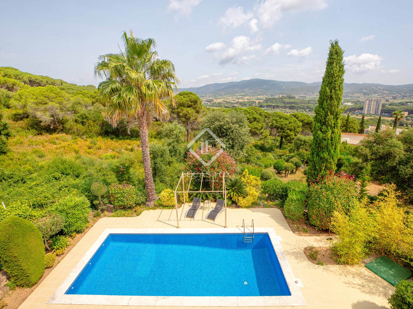 House / Villa for sale