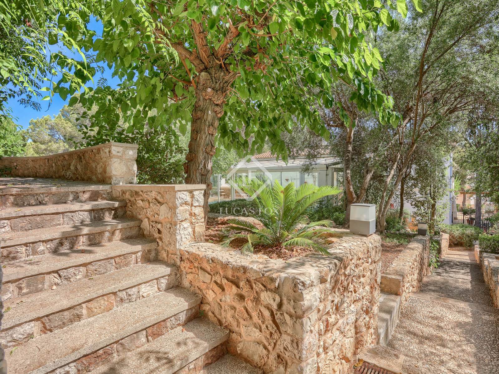 5 Bedrooms House / Villa in V. BENDINAT,