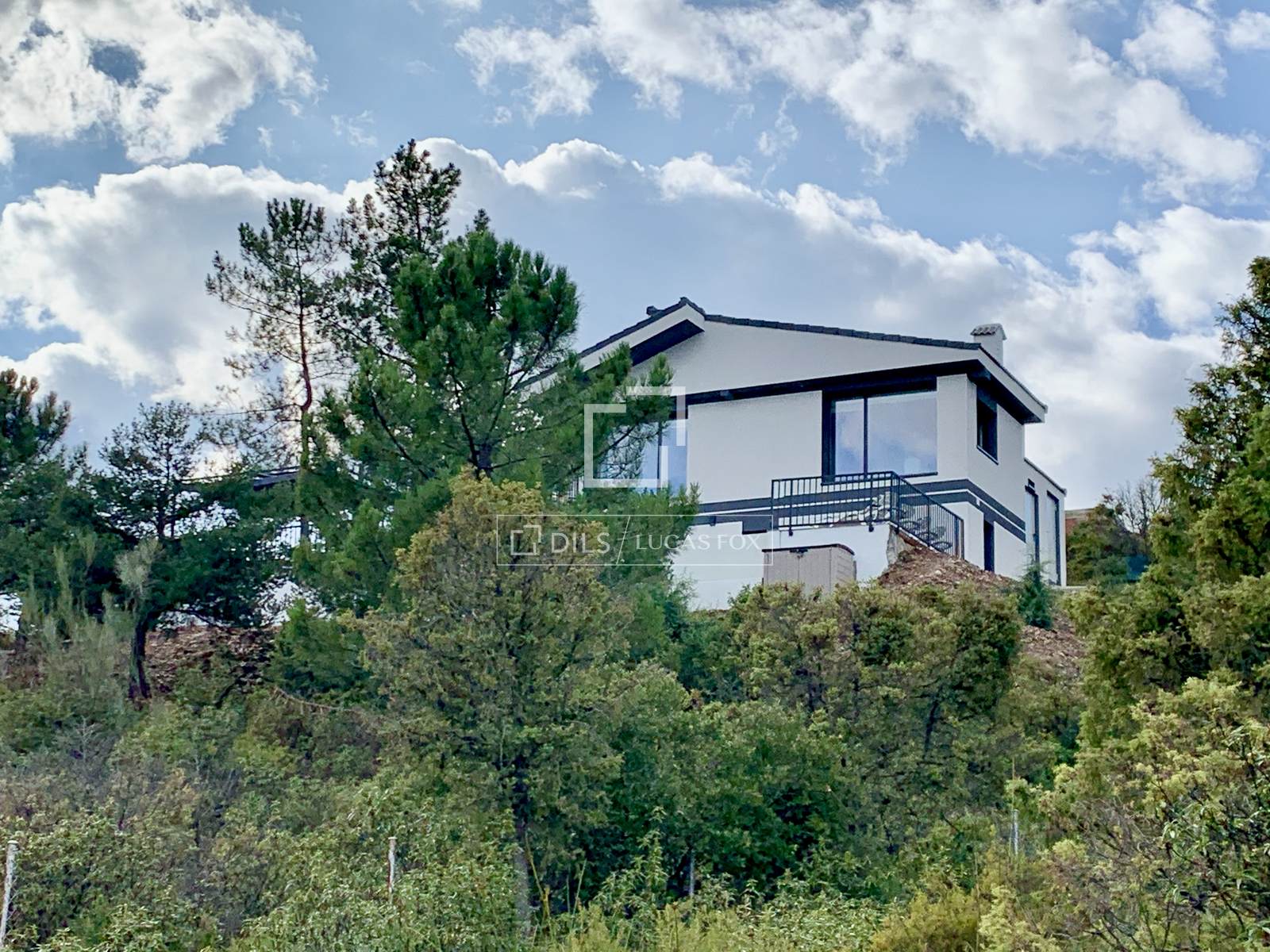 House / Villa for sale