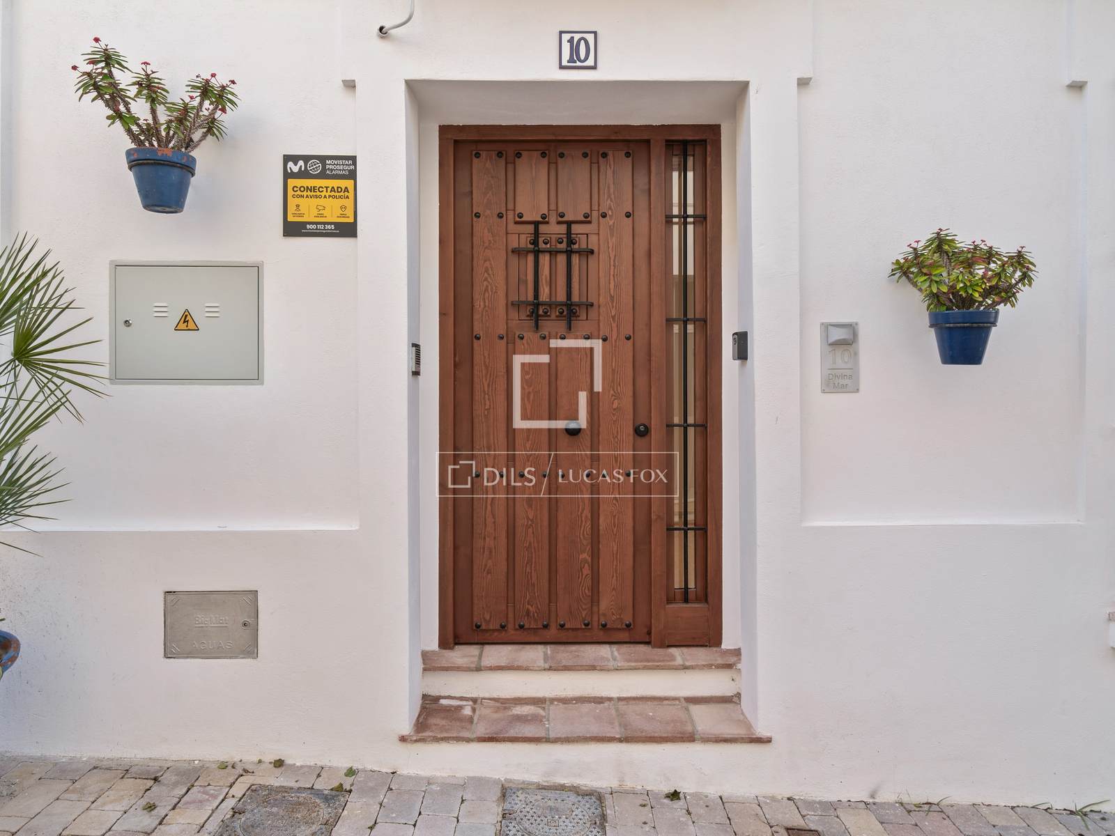 Country house for sale