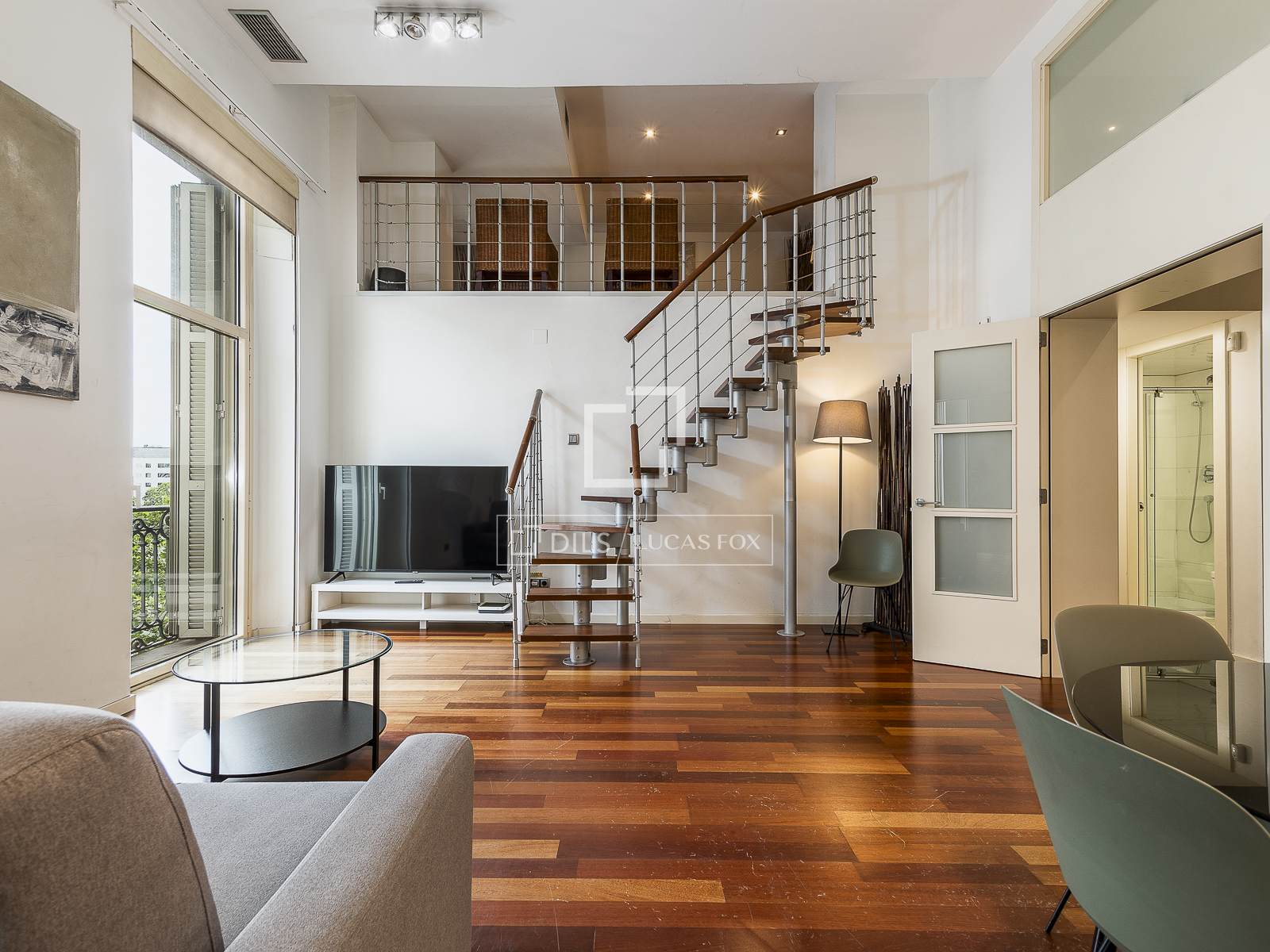 4 Bedrooms Apartment in Ronda Sant Pere