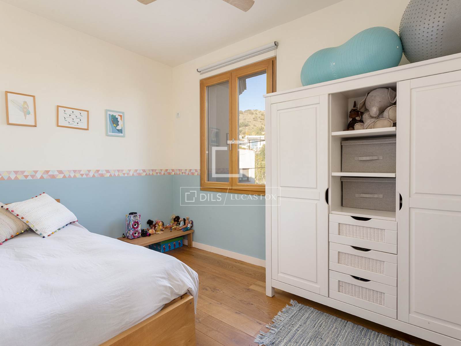 4 Bedrooms House / Villa in Circumval·lació