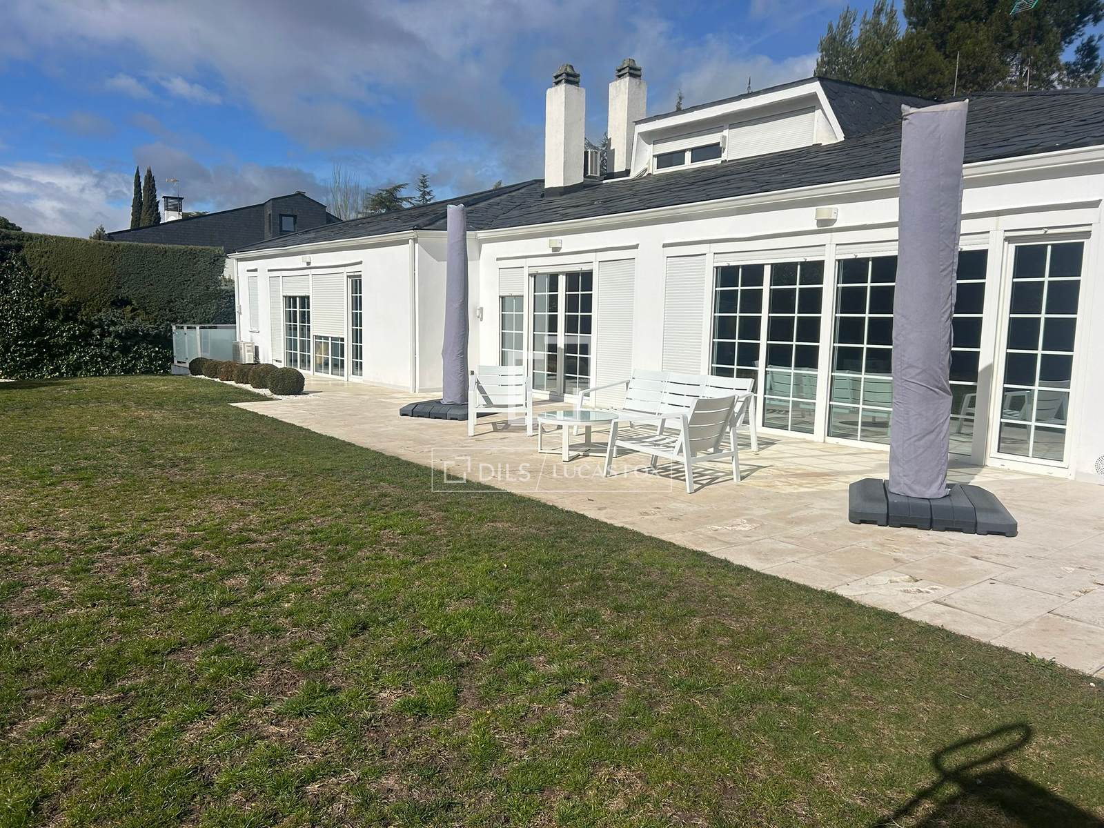 House / Villa for sale