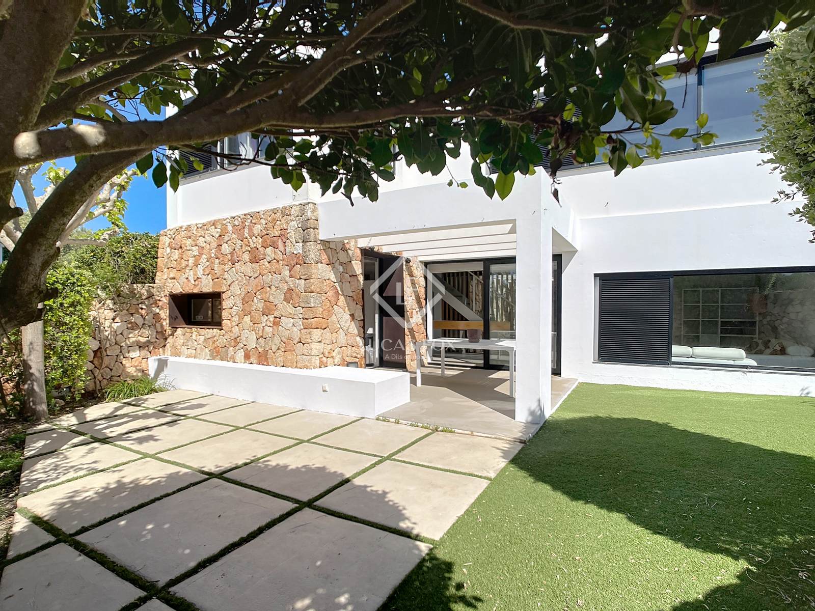 House / Villa for sale
