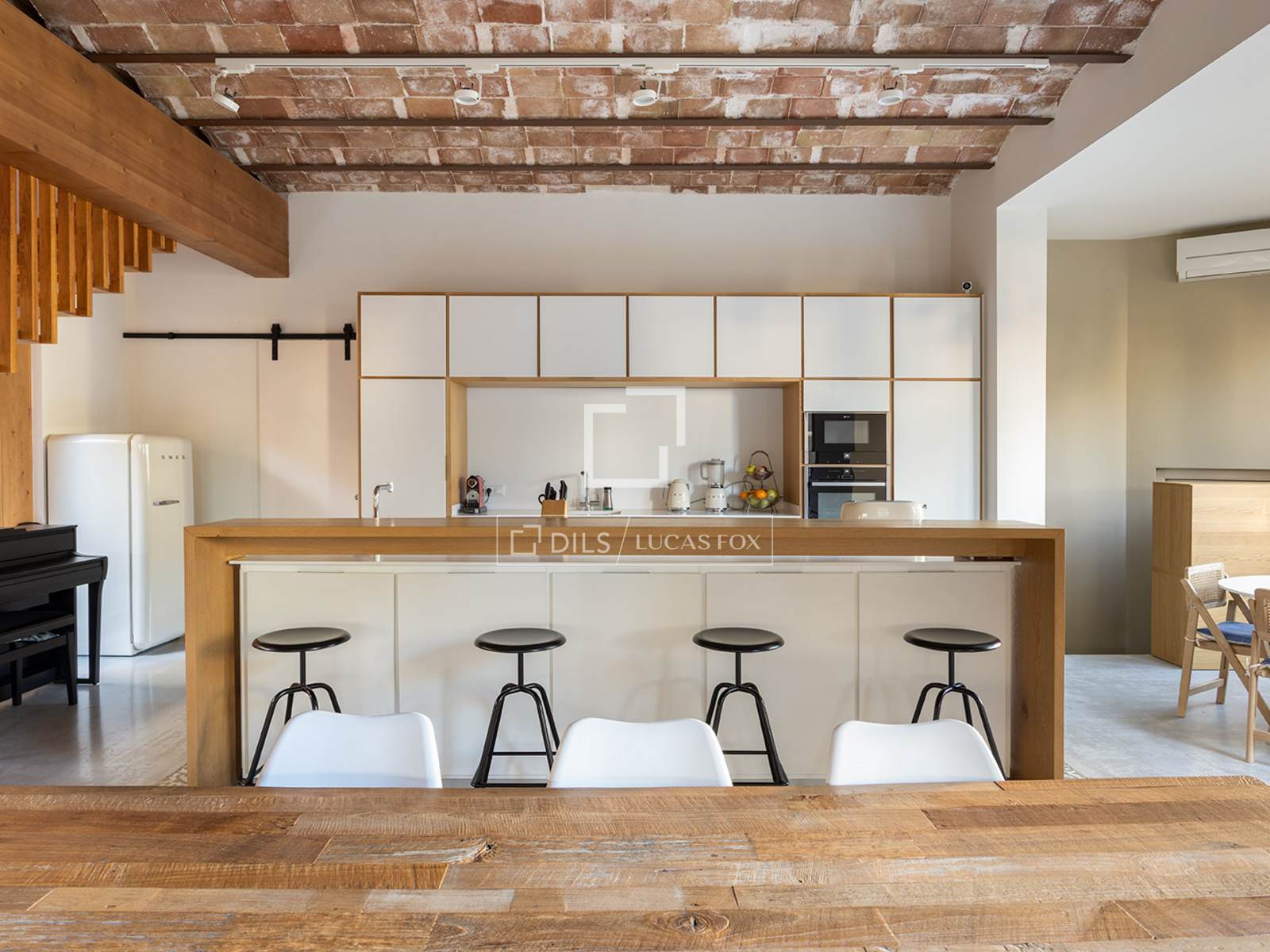 4 Bedrooms House / Villa in Circumval·lació