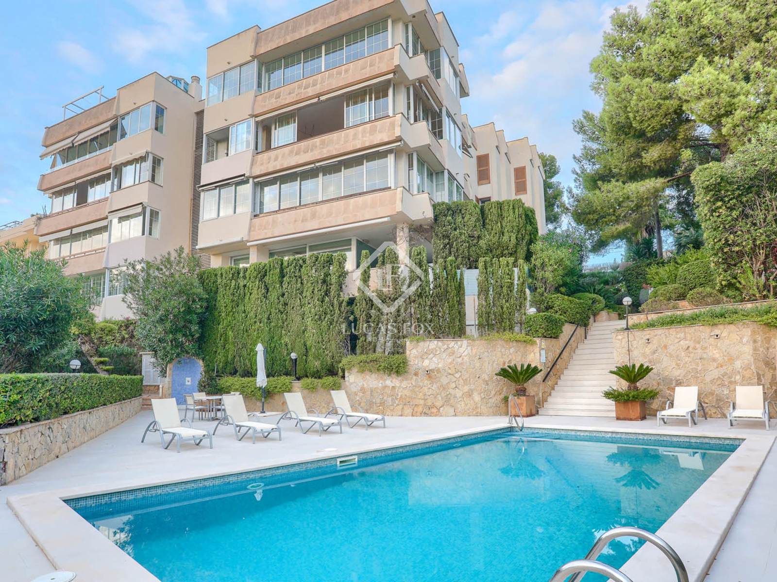 3 Bedrooms Apartment in carrer des barranc