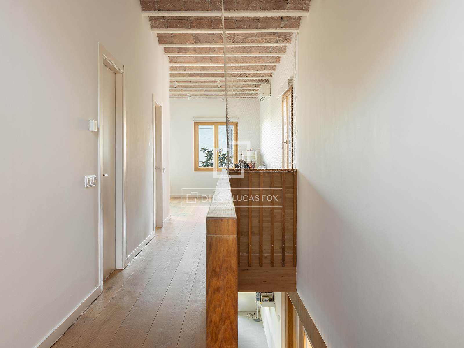 4 Bedrooms House / Villa in Circumval·lació