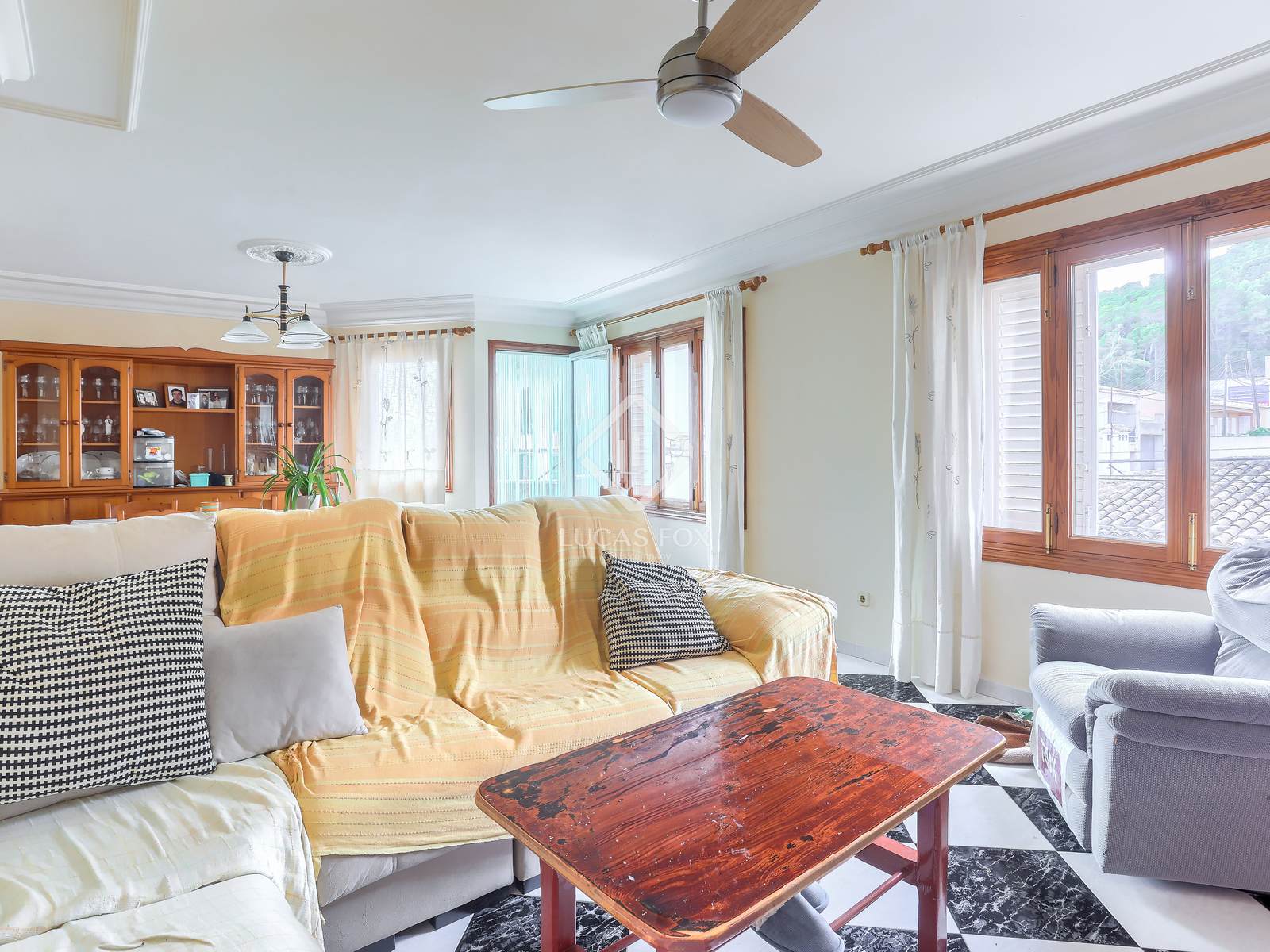  Building in Col.legi