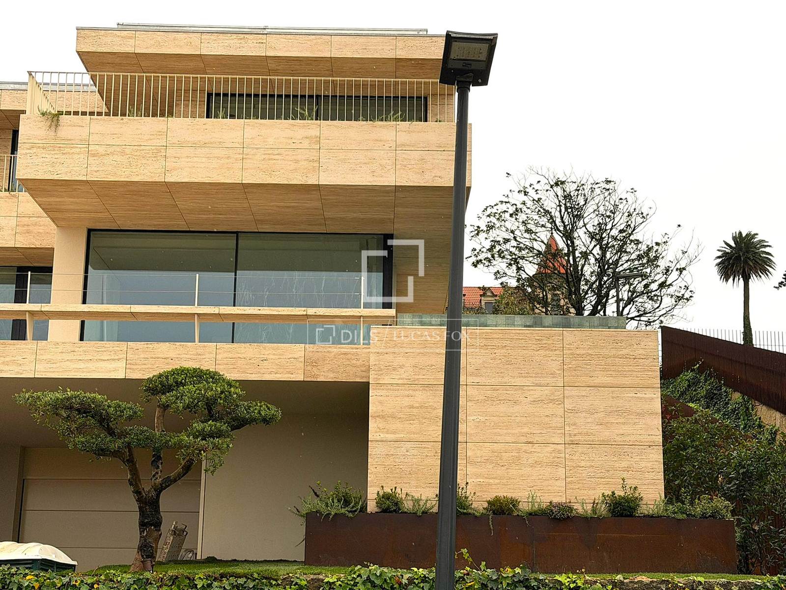 House / Villa for sale