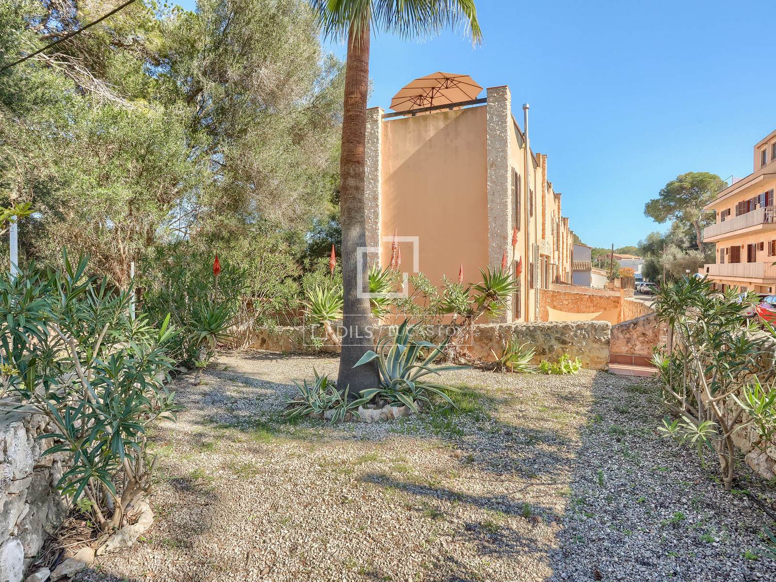 House / Villa for sale