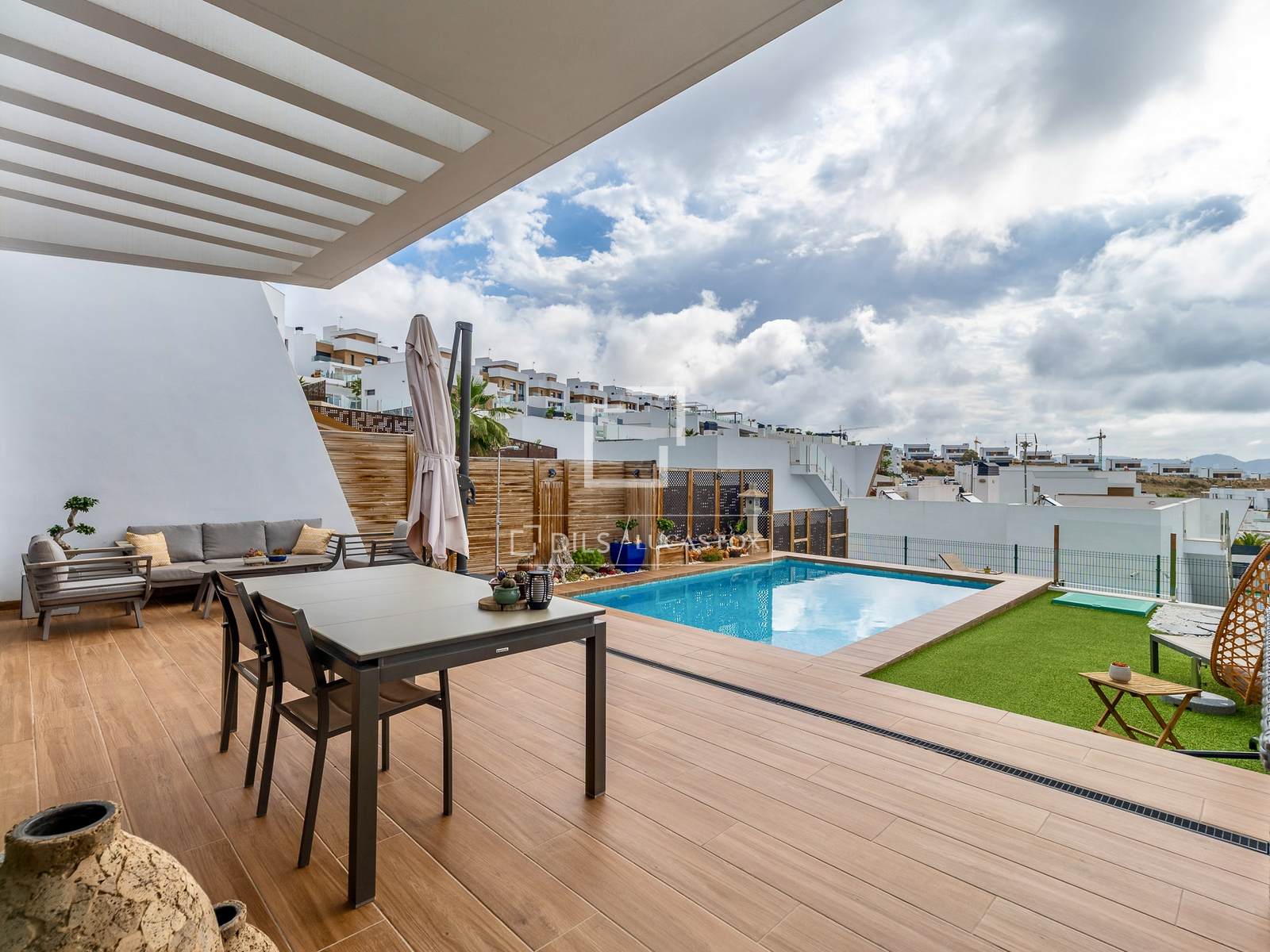 House / Villa for sale