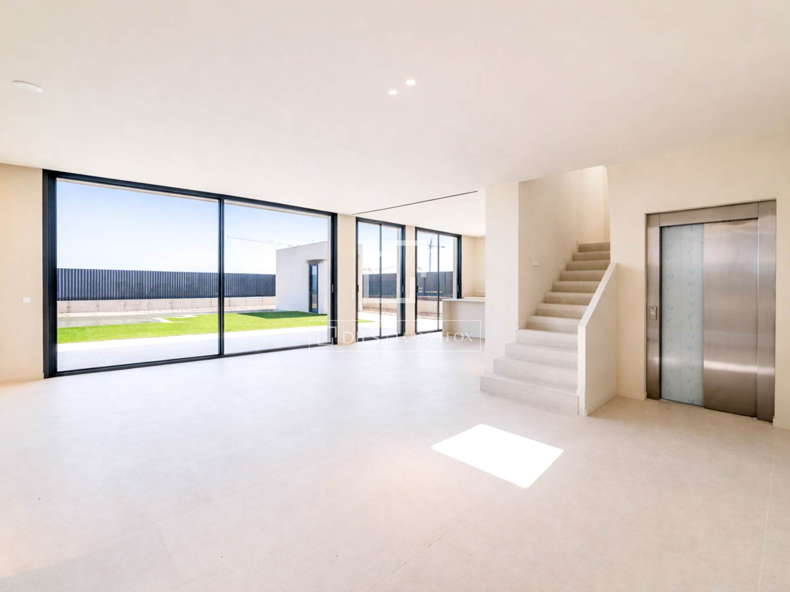 House / Villa for sale