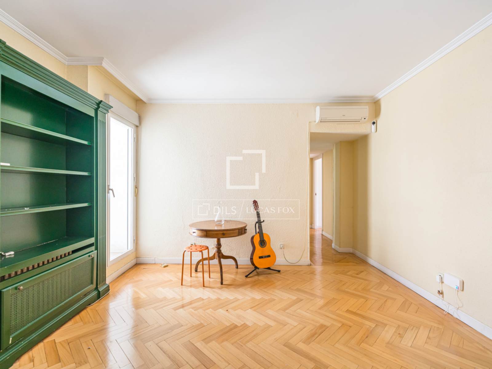 Dachgeschosswohnung zum verkauf