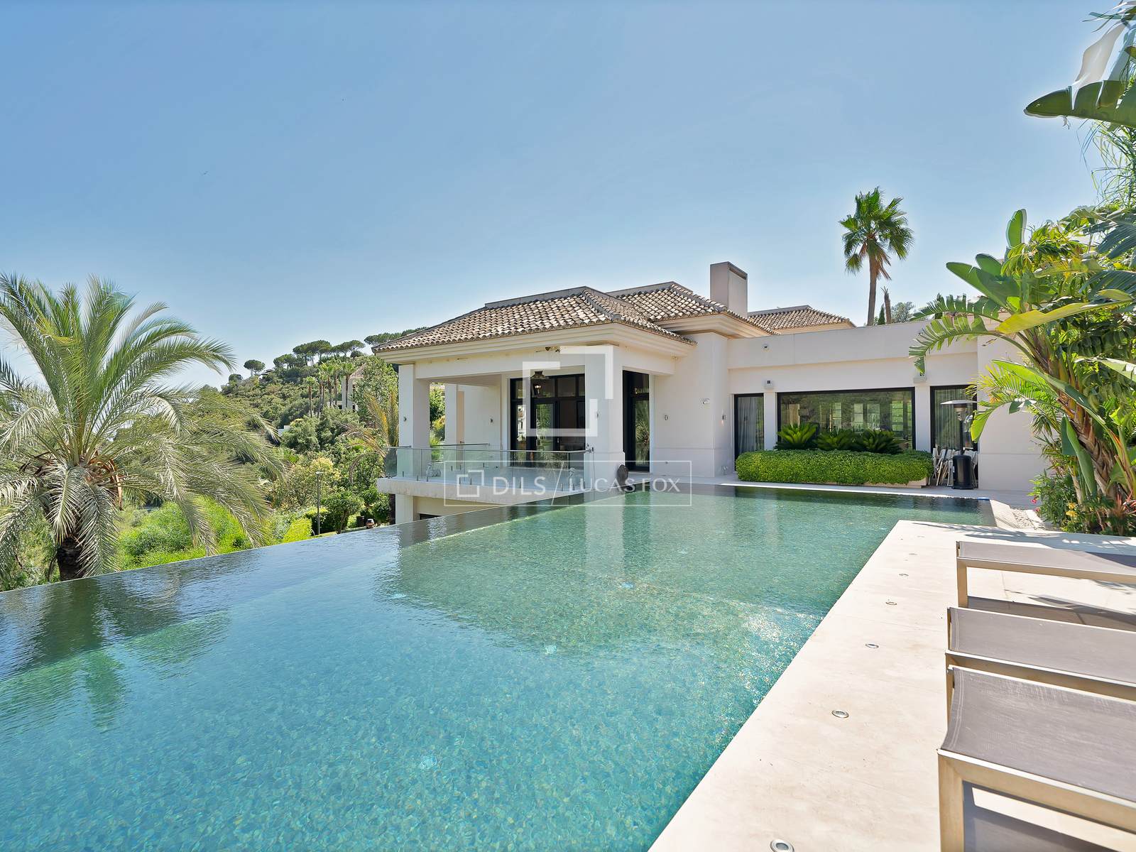 House / Villa for sale