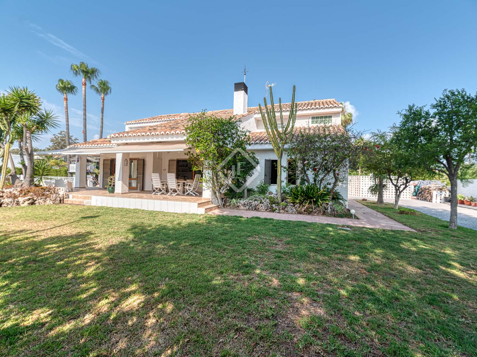 Gezichtsvermogen Bestaan meerderheid Huis / villa van 200m² te koop met 621m² Tuin in Playa Sagunto