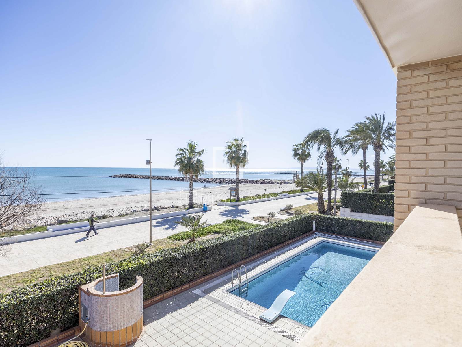 House / Villa for sale