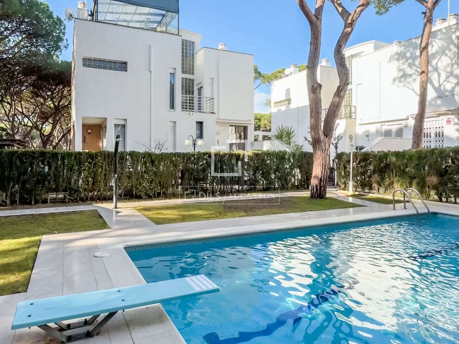 House / Villa for sale