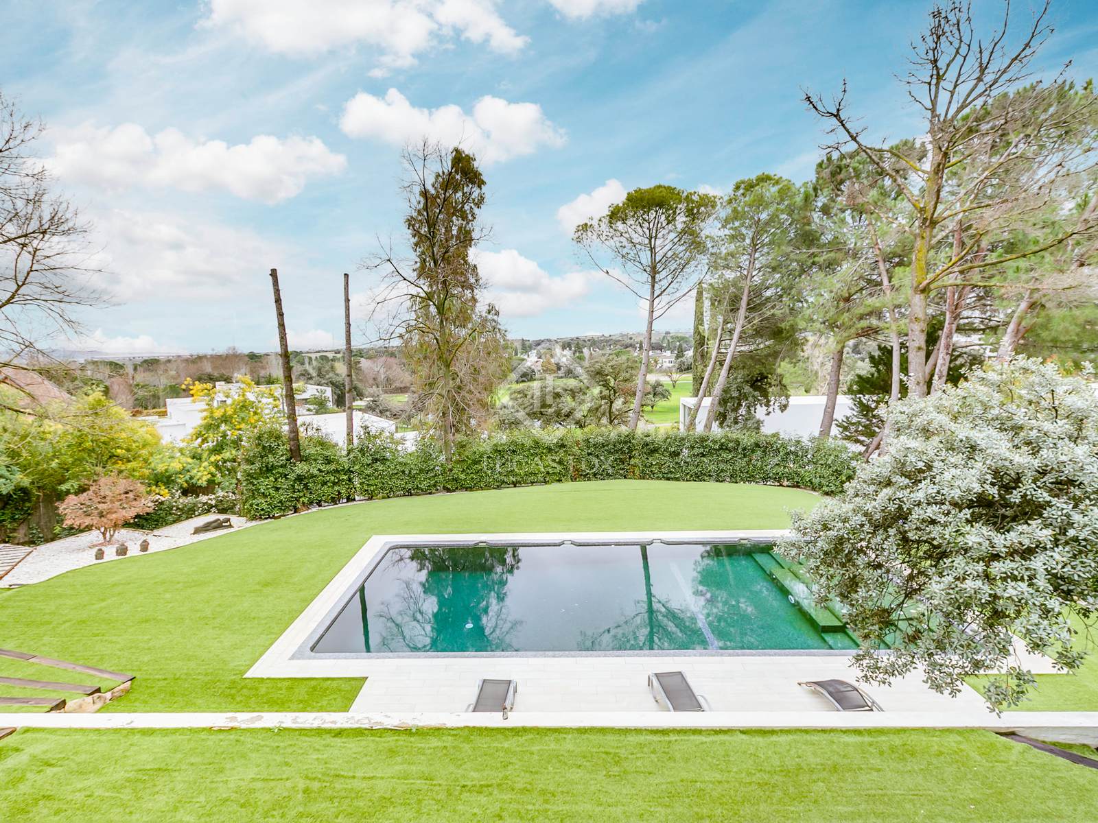 House / Villa for sale