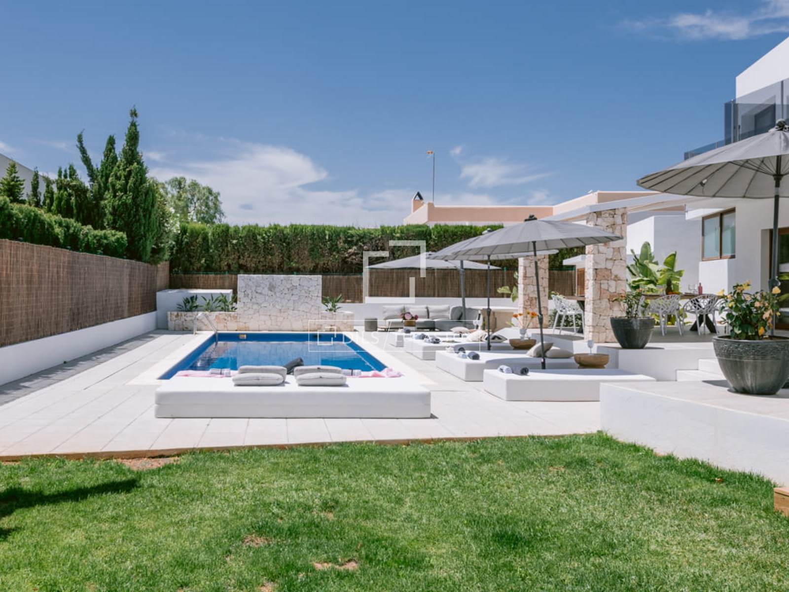 House / Villa for sale