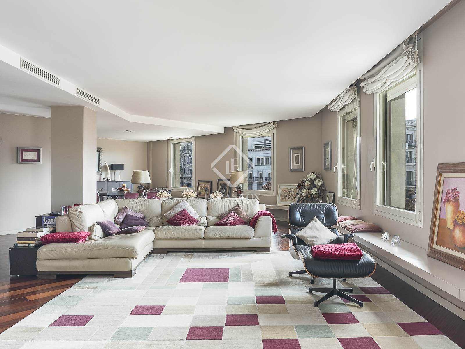 3 Bedrooms Apartment in passeig de gracia