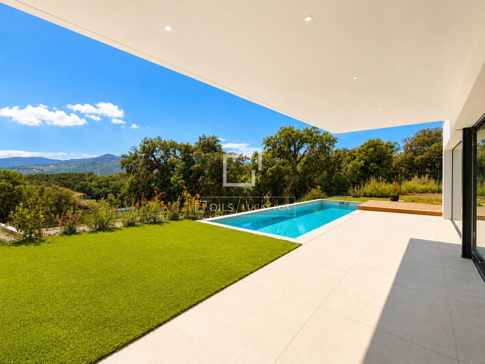 House / Villa for sale