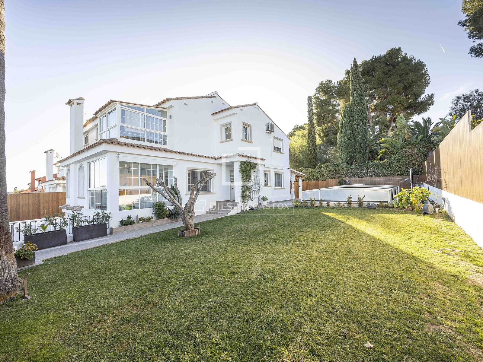 House / Villa for sale