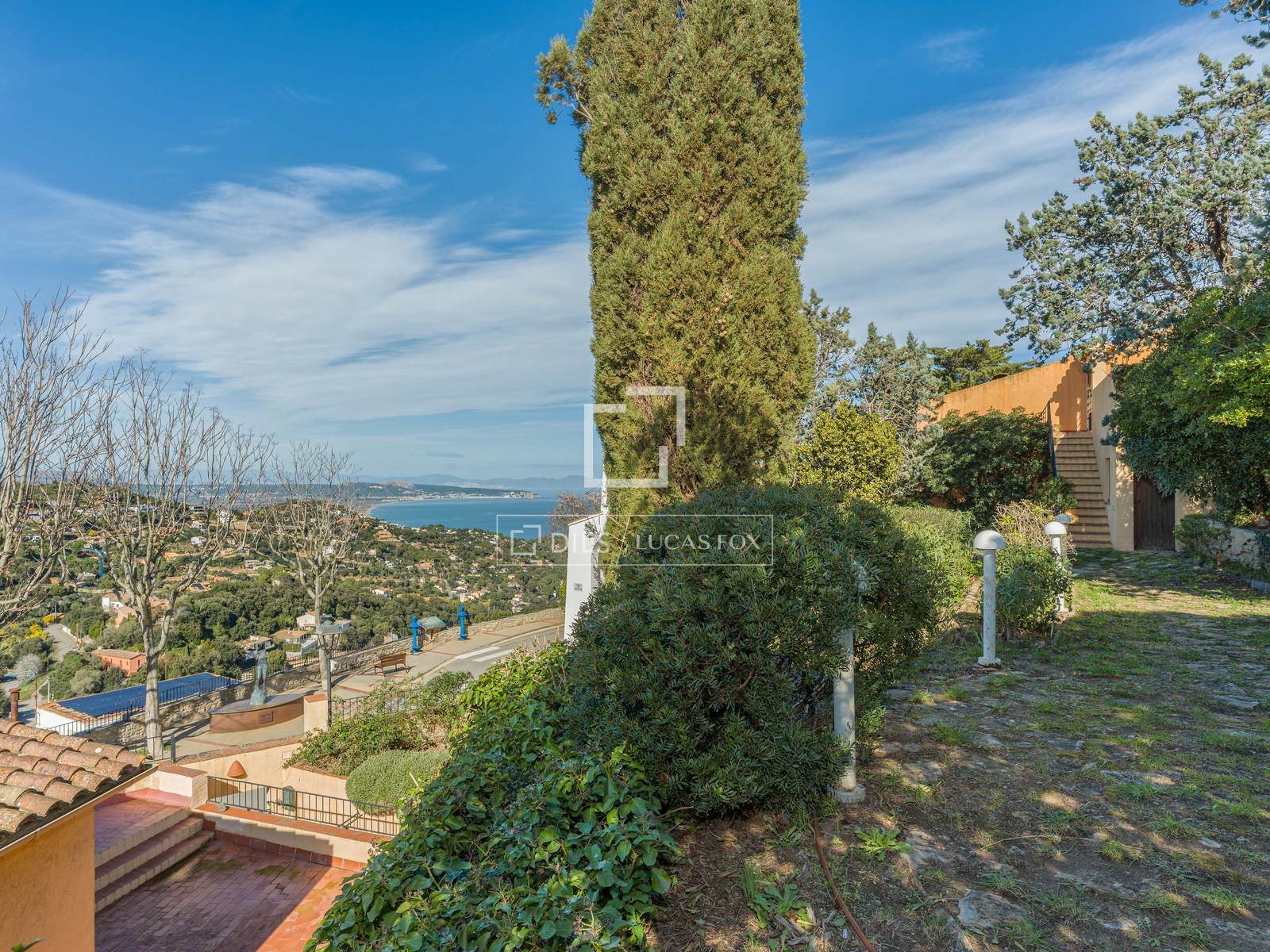 House / Villa for sale