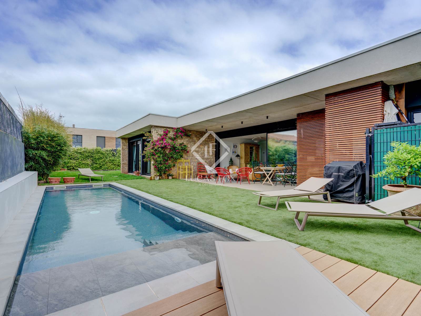 House / Villa for sale