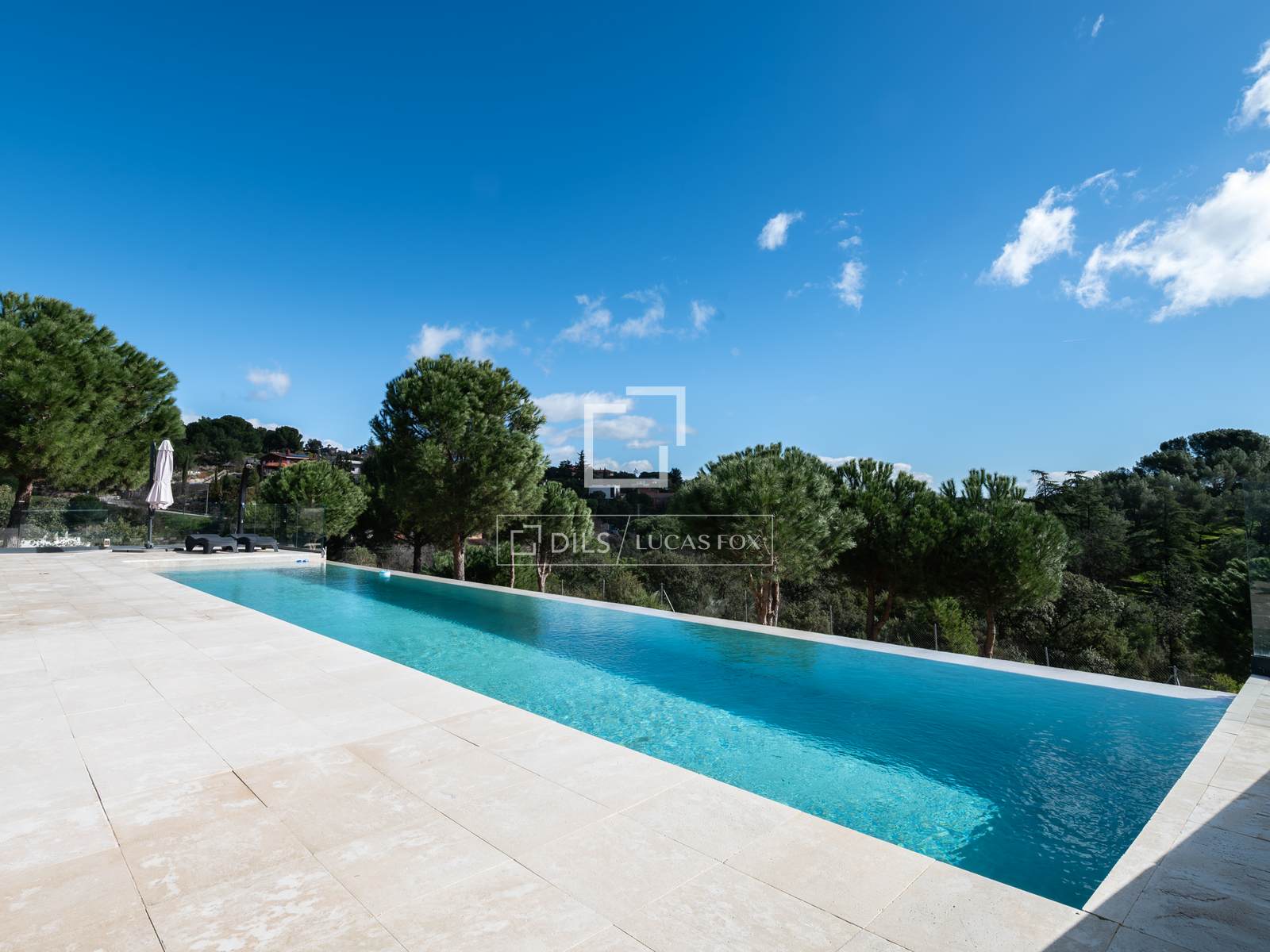 House / Villa for sale