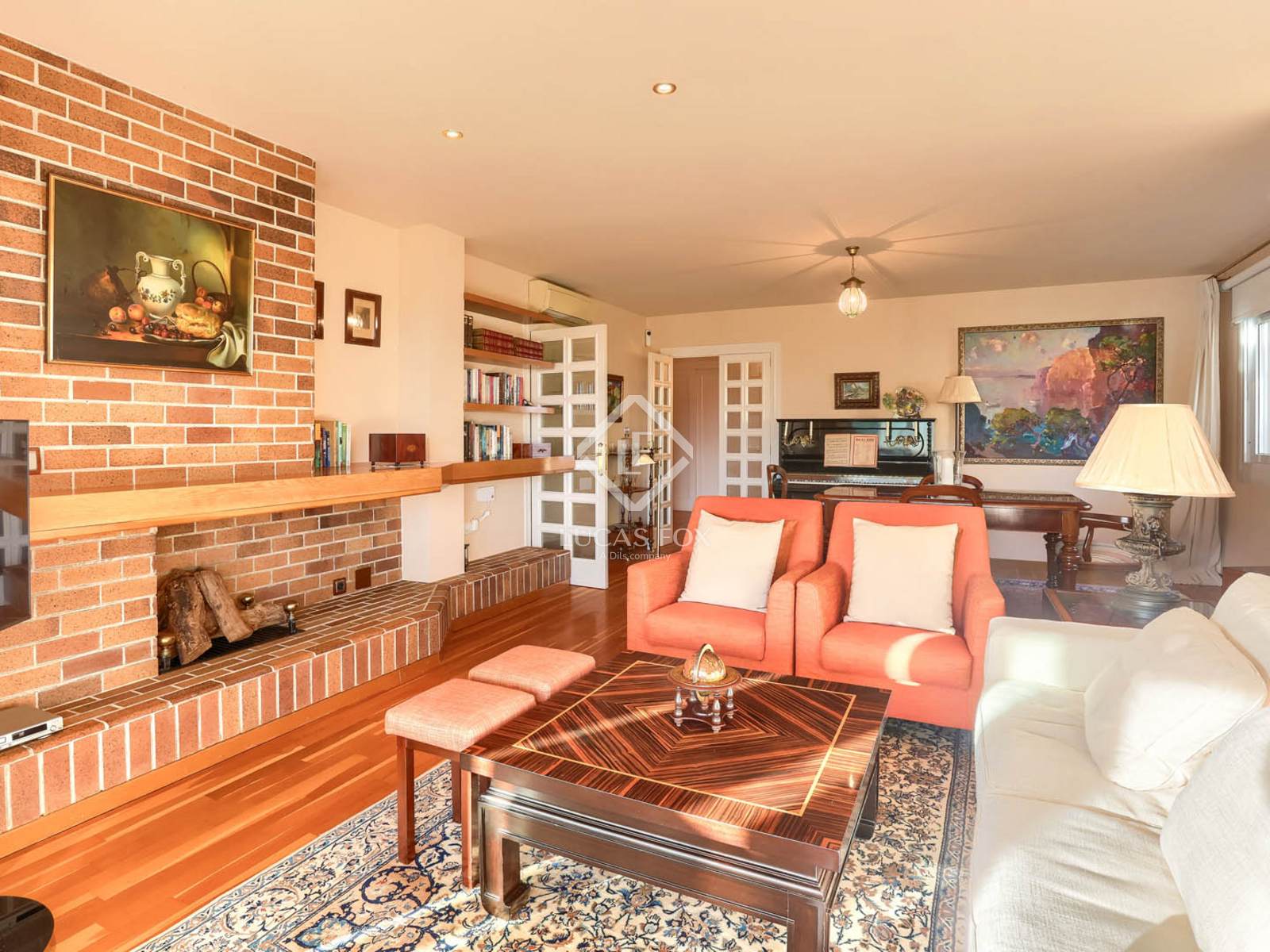 3 Bedrooms Apartment in carrer des barranc