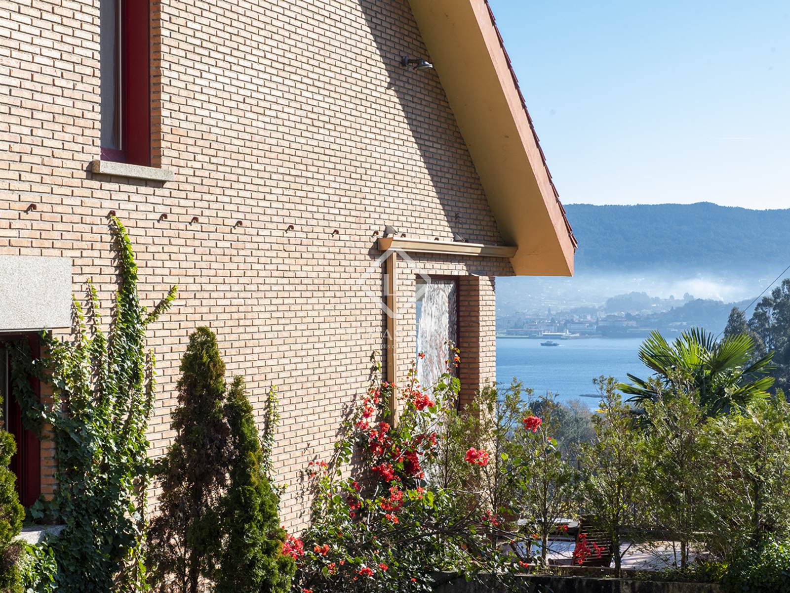 House / Villa for sale