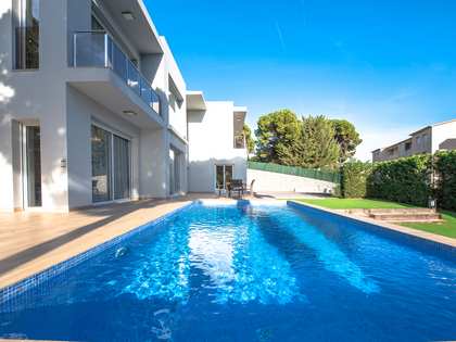 Casa / vil·la de 346m² en venda a Platja d'Aro, Costa Brava