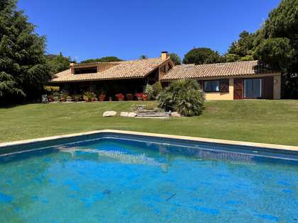 Casa / villa de 909m² con 2,000m² de jardín en venta en Sant Andreu de Llavaneres