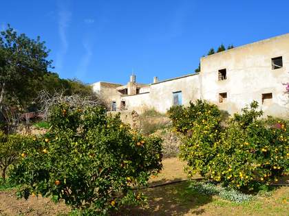 Terreno de 350m&sup2; &agrave; venda em San Antonio, Ibiza