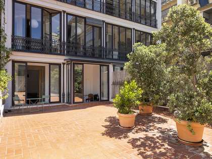 185m² apartment with 134m² terrace for sale in Eixample Right