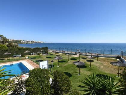 Квартира 139m², 52m² террасa на продажу в Estepona City
