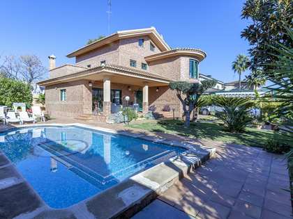 casa / villa di 316m² in vendita a La Eliana, Valencia