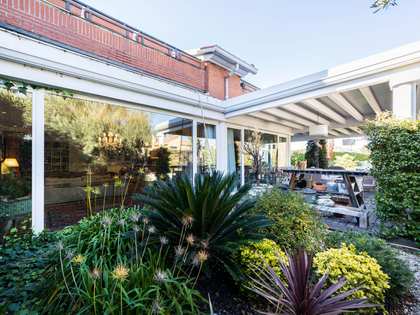 Maison / villa de 441m² a vendre à La Moraleja avec 400m² de jardin